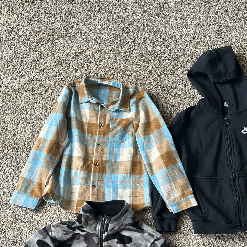 Boys Youth Sweater Hoodies Set Size Medium 7/8 & 10/12 - Picture 6 of 7